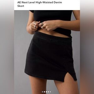 American Eagle Next Level High-Waisted Denim Skort - Size 8